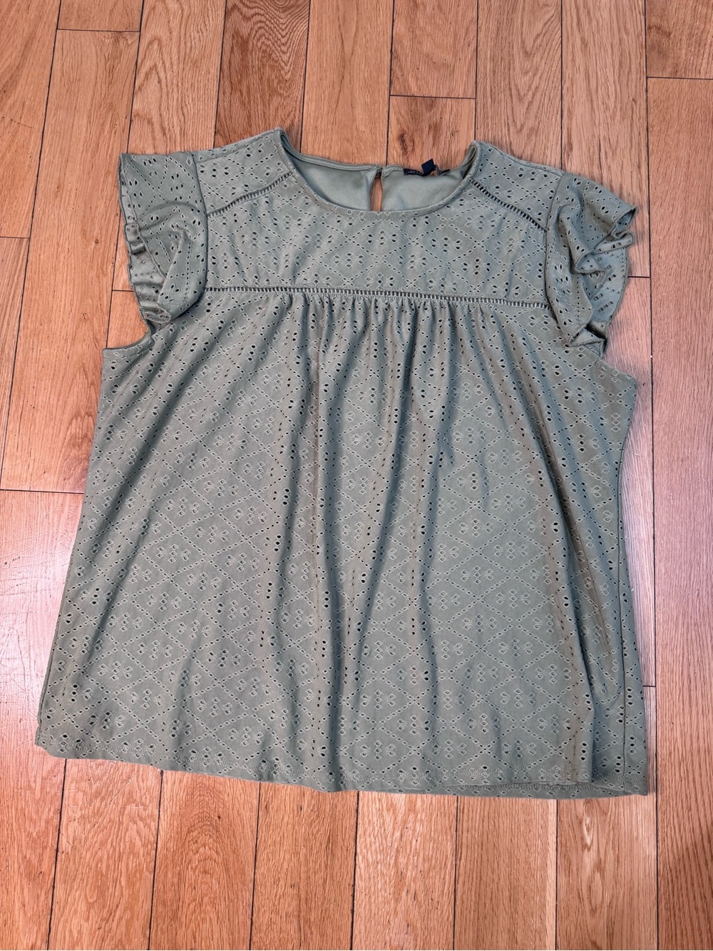 Adrianna Papell Sage Green Eyelet Flutter Sleeve Blouse